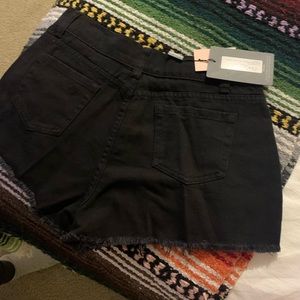 PrettyLittleThing Shorts - High Waisted Black Shorts PrettyLittleThing Shorts - High Waisted Black Shorts